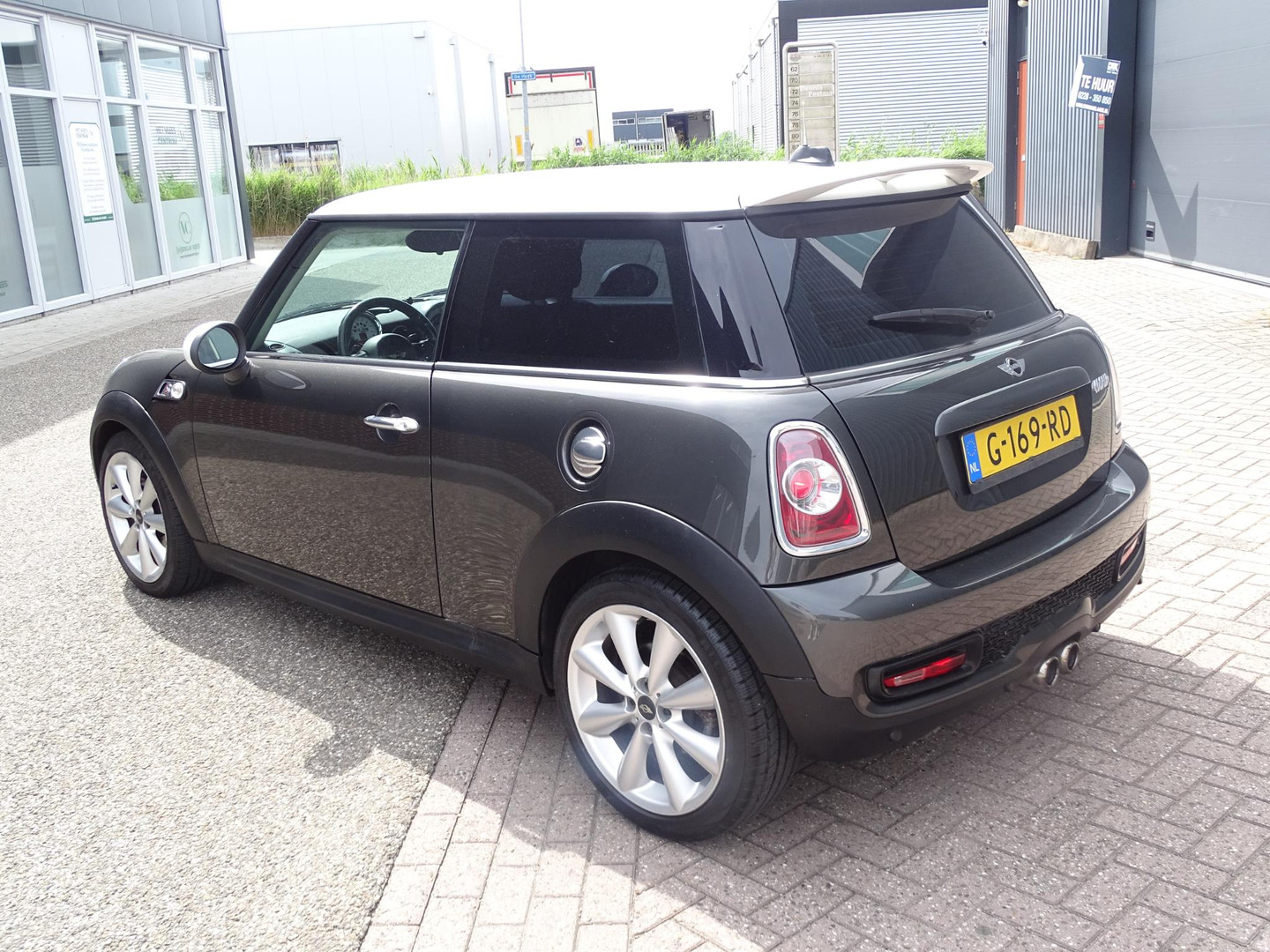 MINI