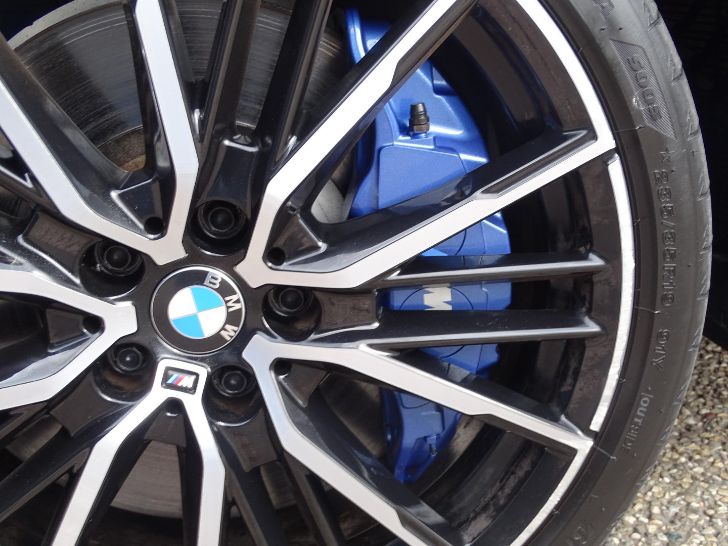 BMW
