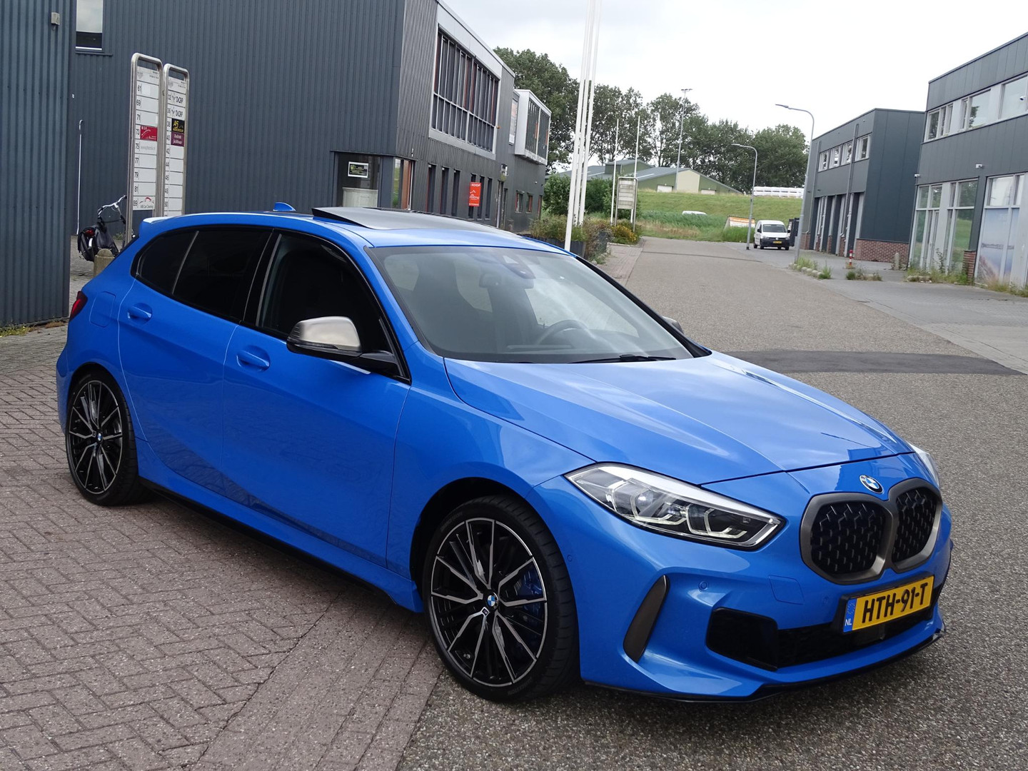 BMW
