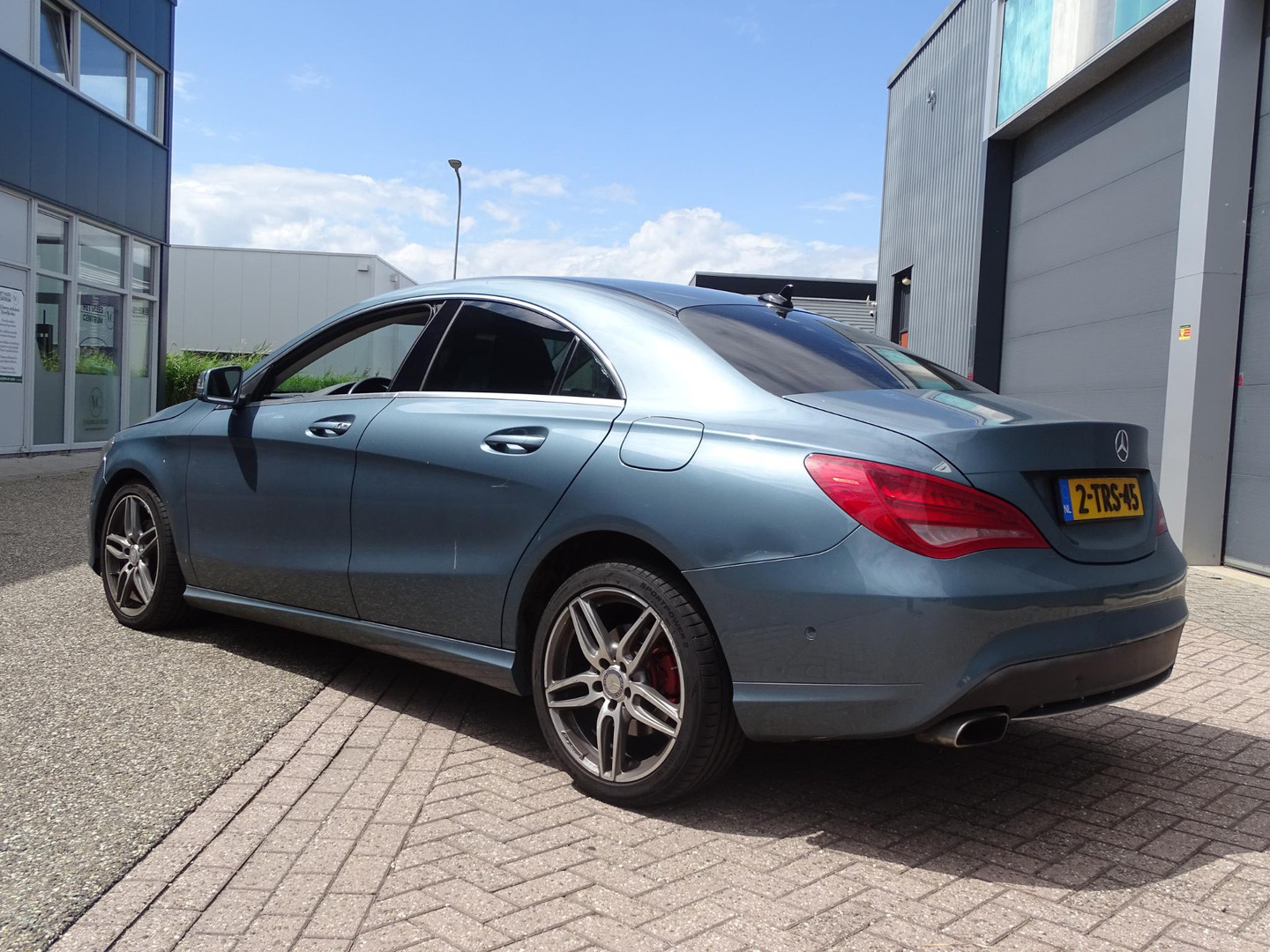 Mercedes-Benz