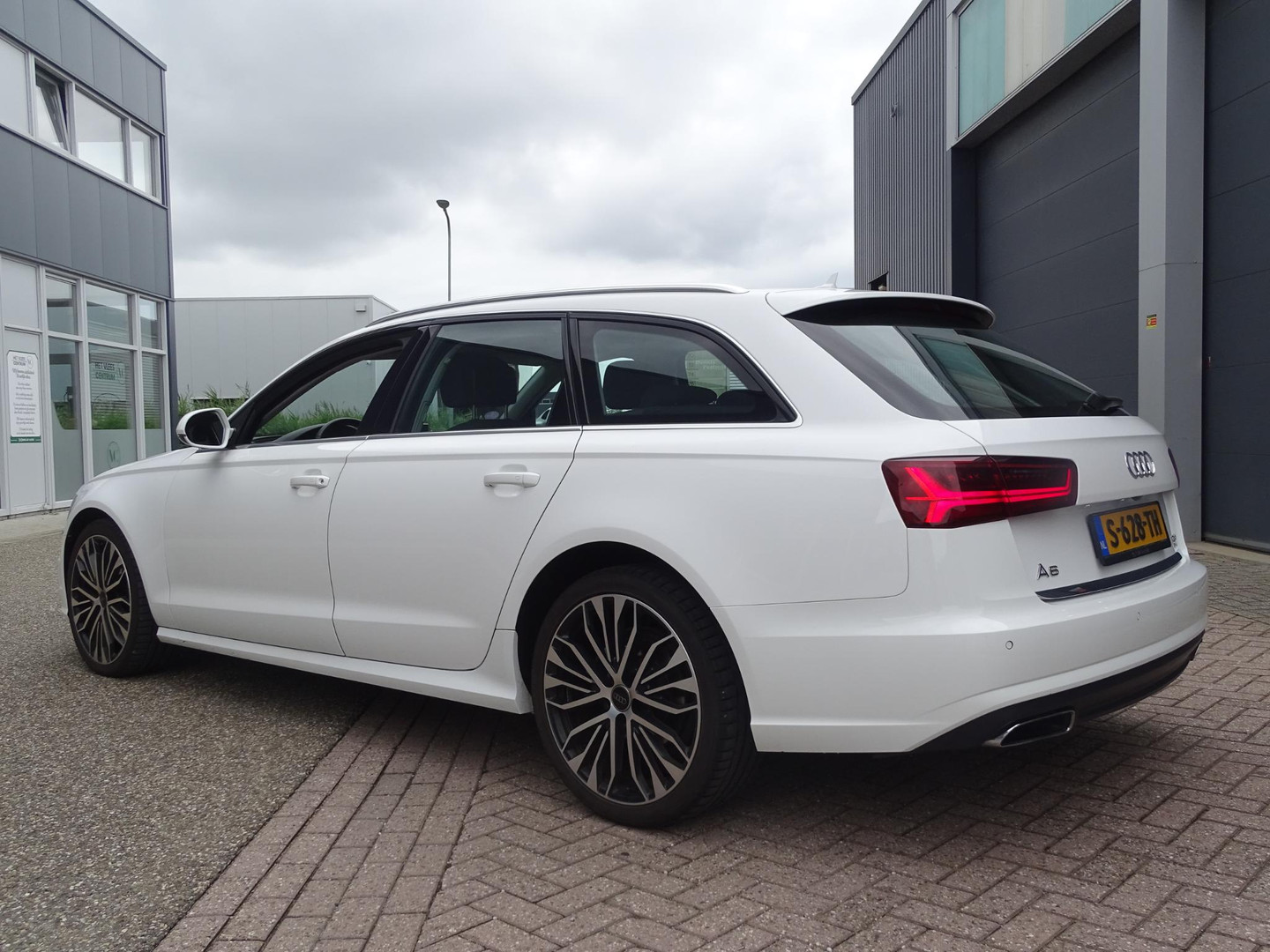 Audi