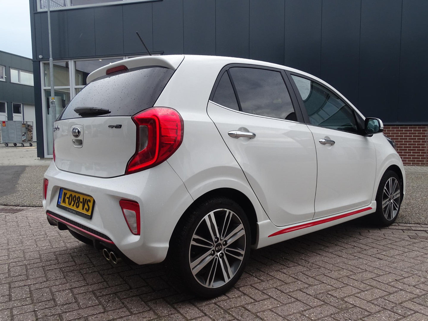 Kia