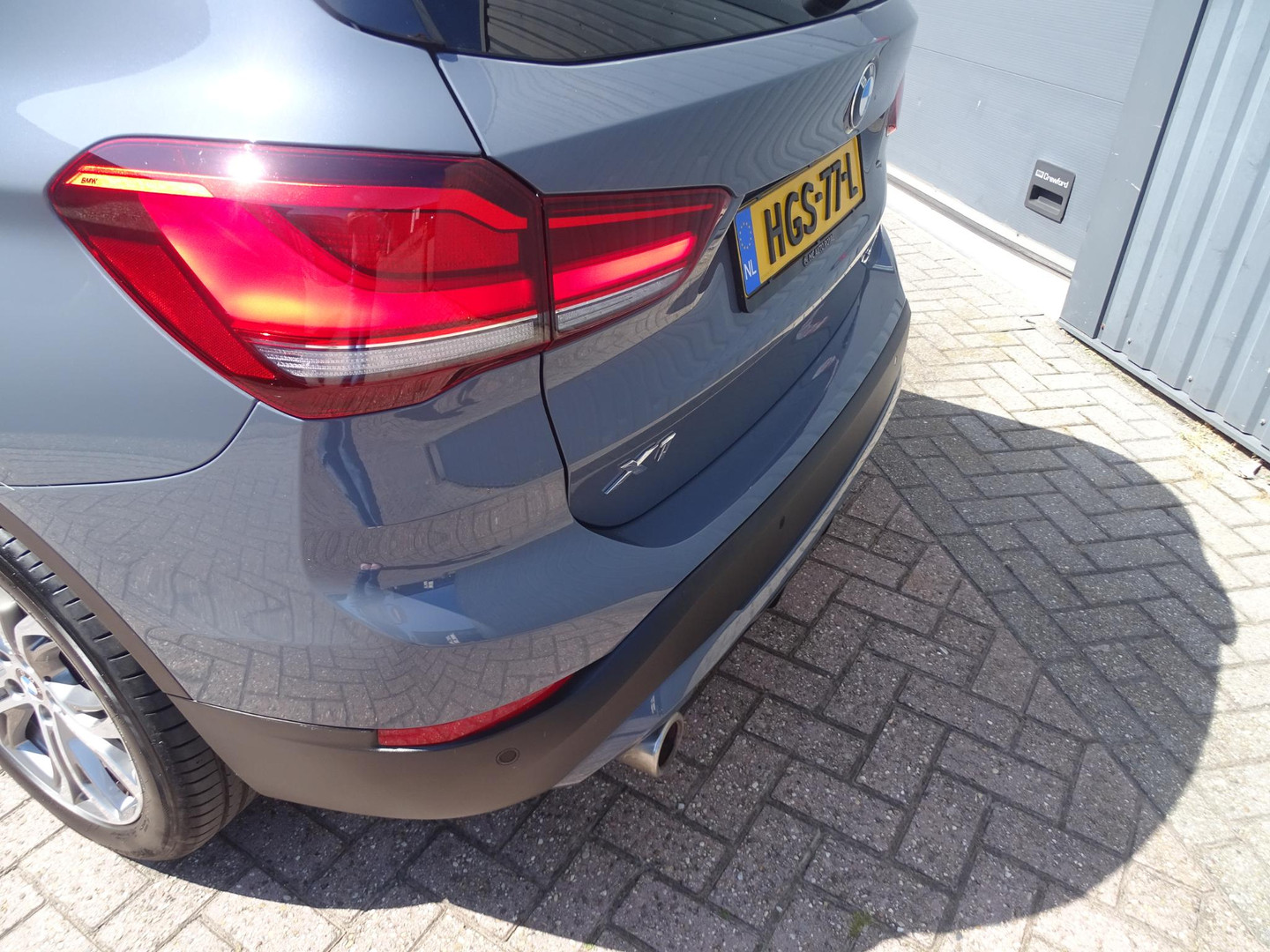 BMW