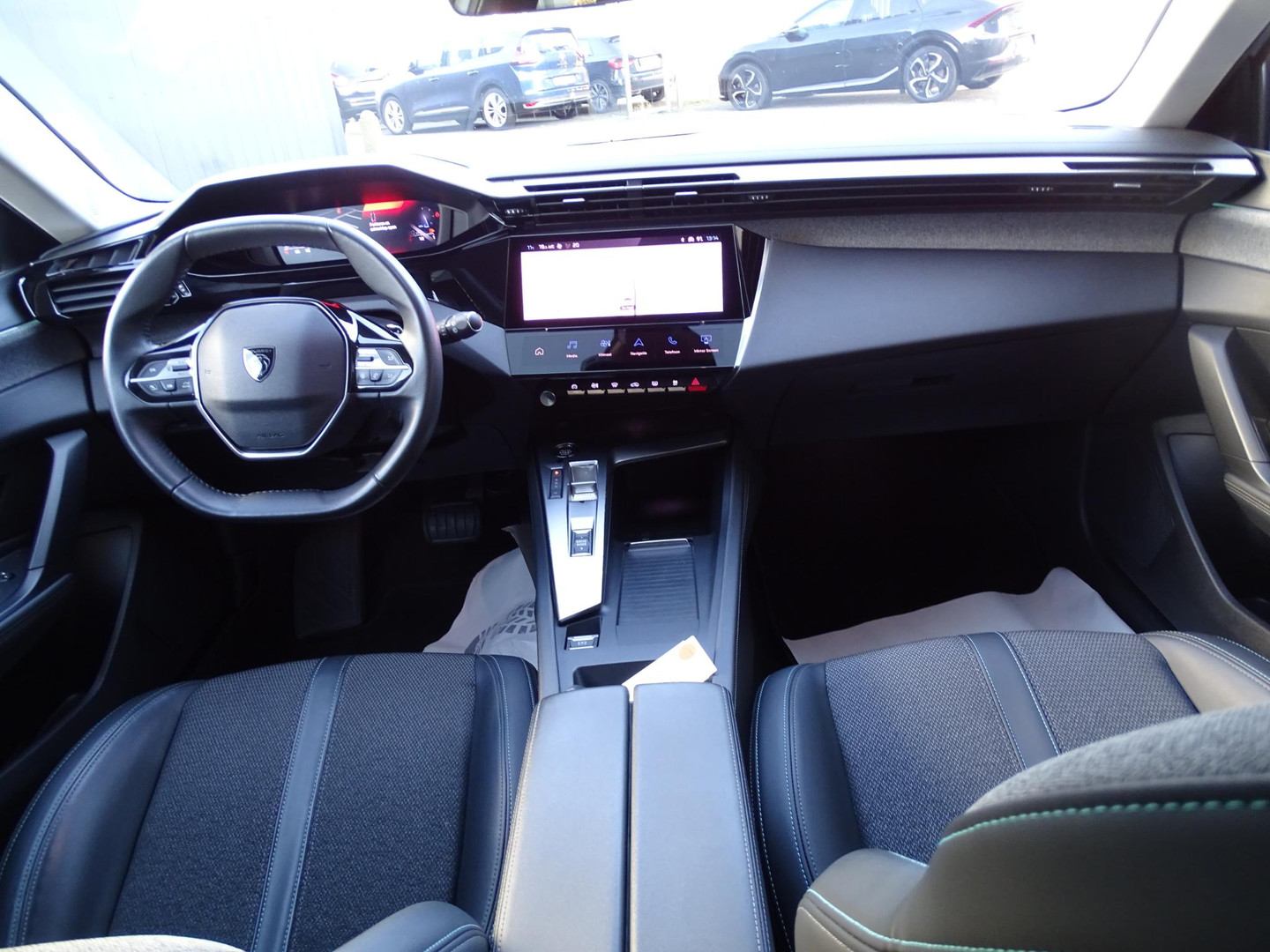 Peugeot