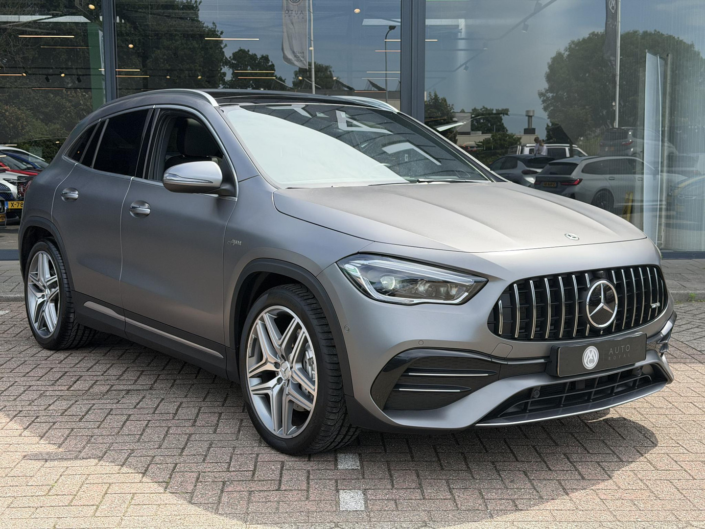 Mercedes-Benz