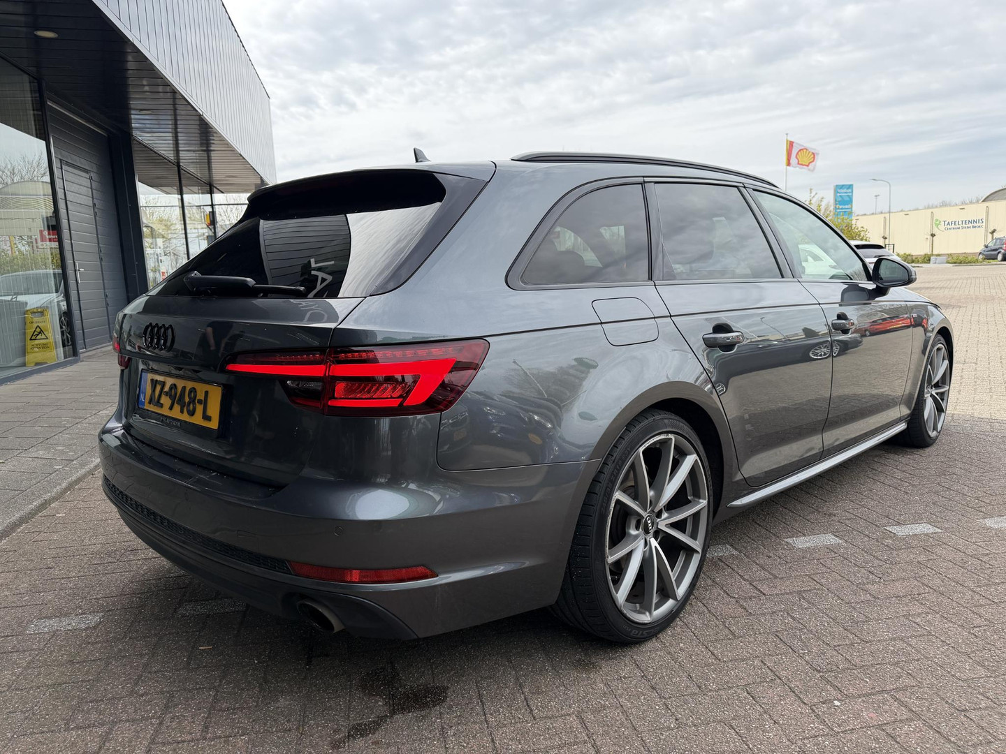 Audi