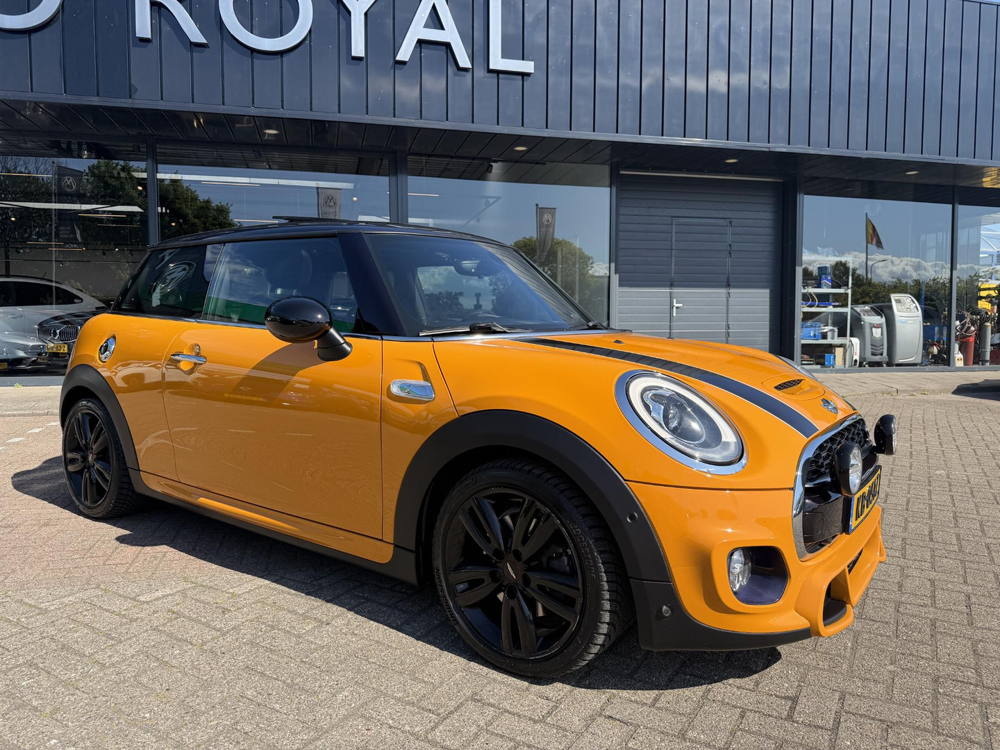 MINI
