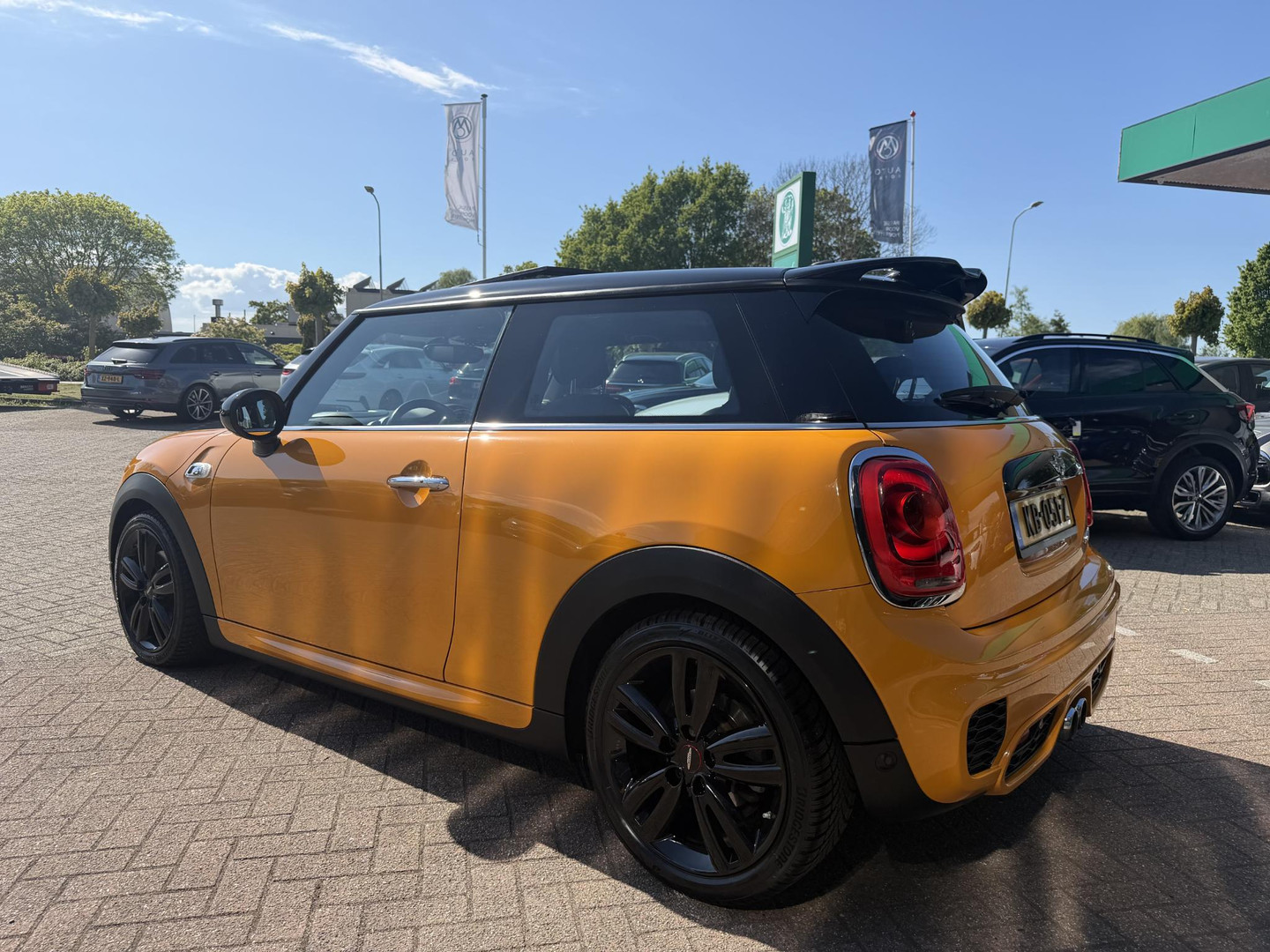 MINI