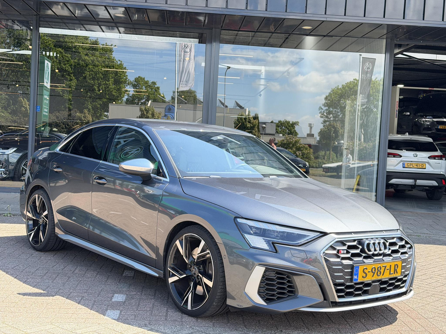 Audi