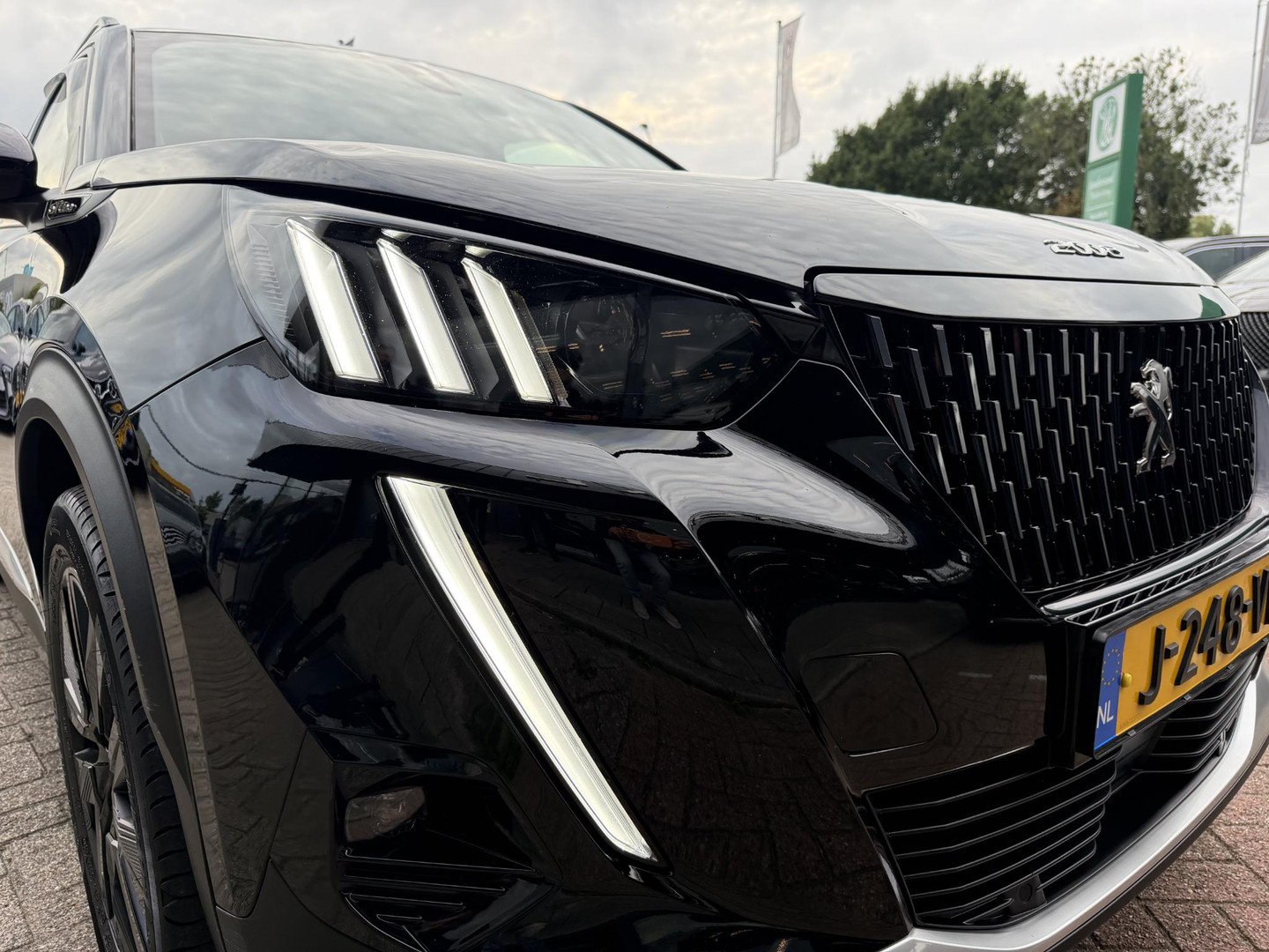 Peugeot