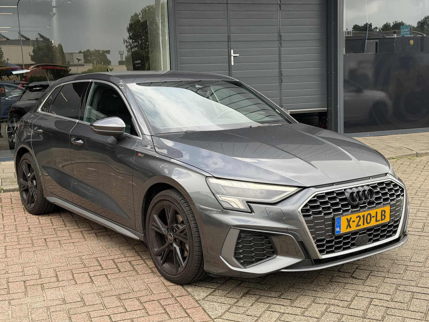 Audi