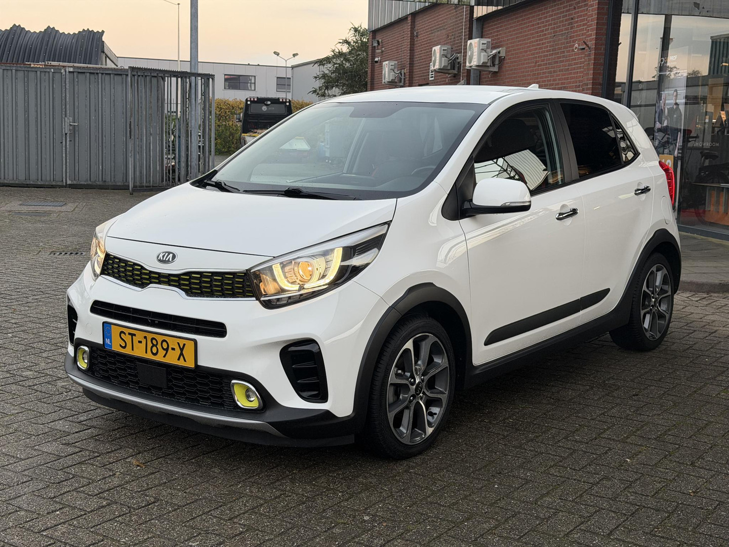 Kia