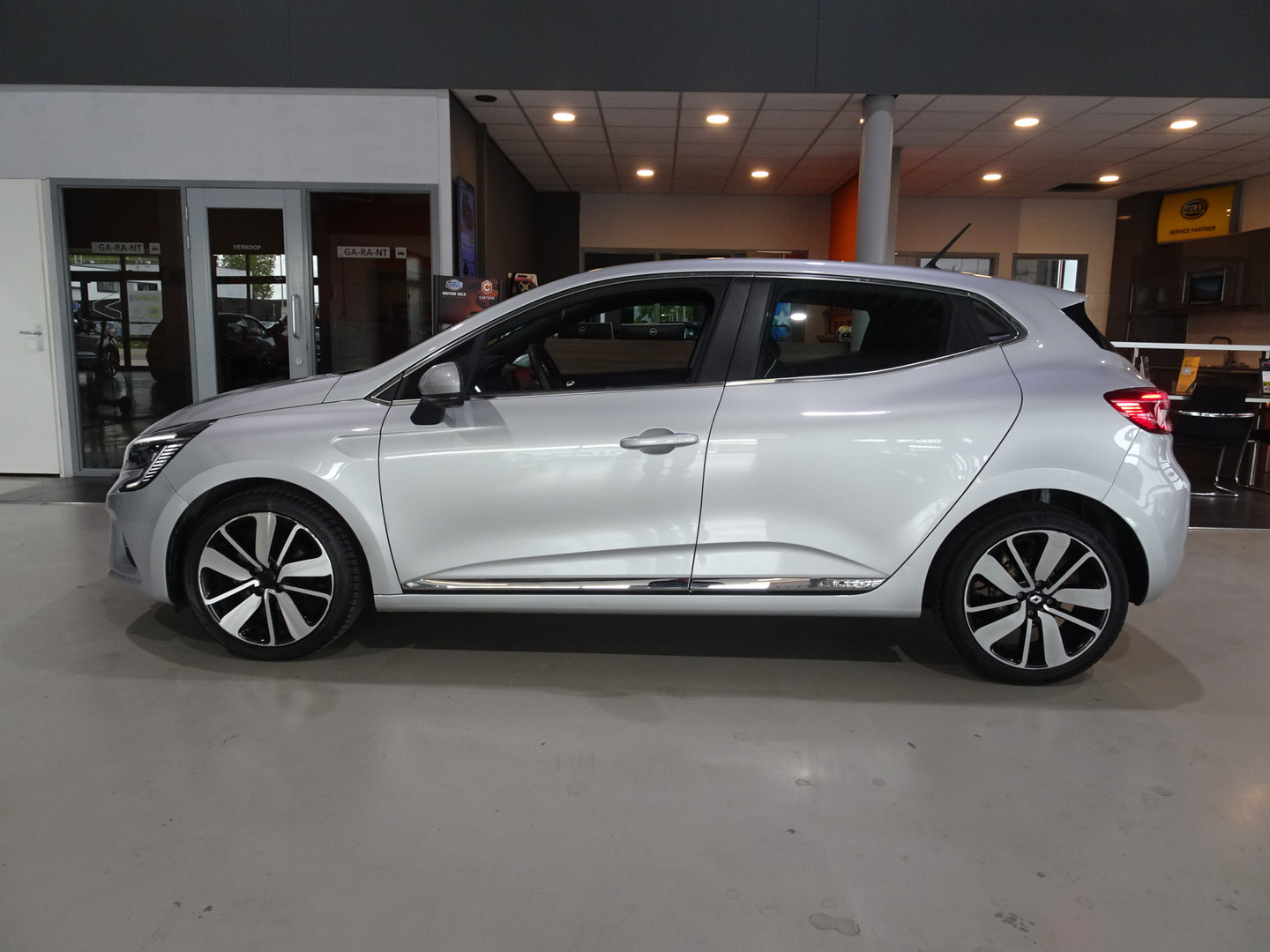 Renault Renault