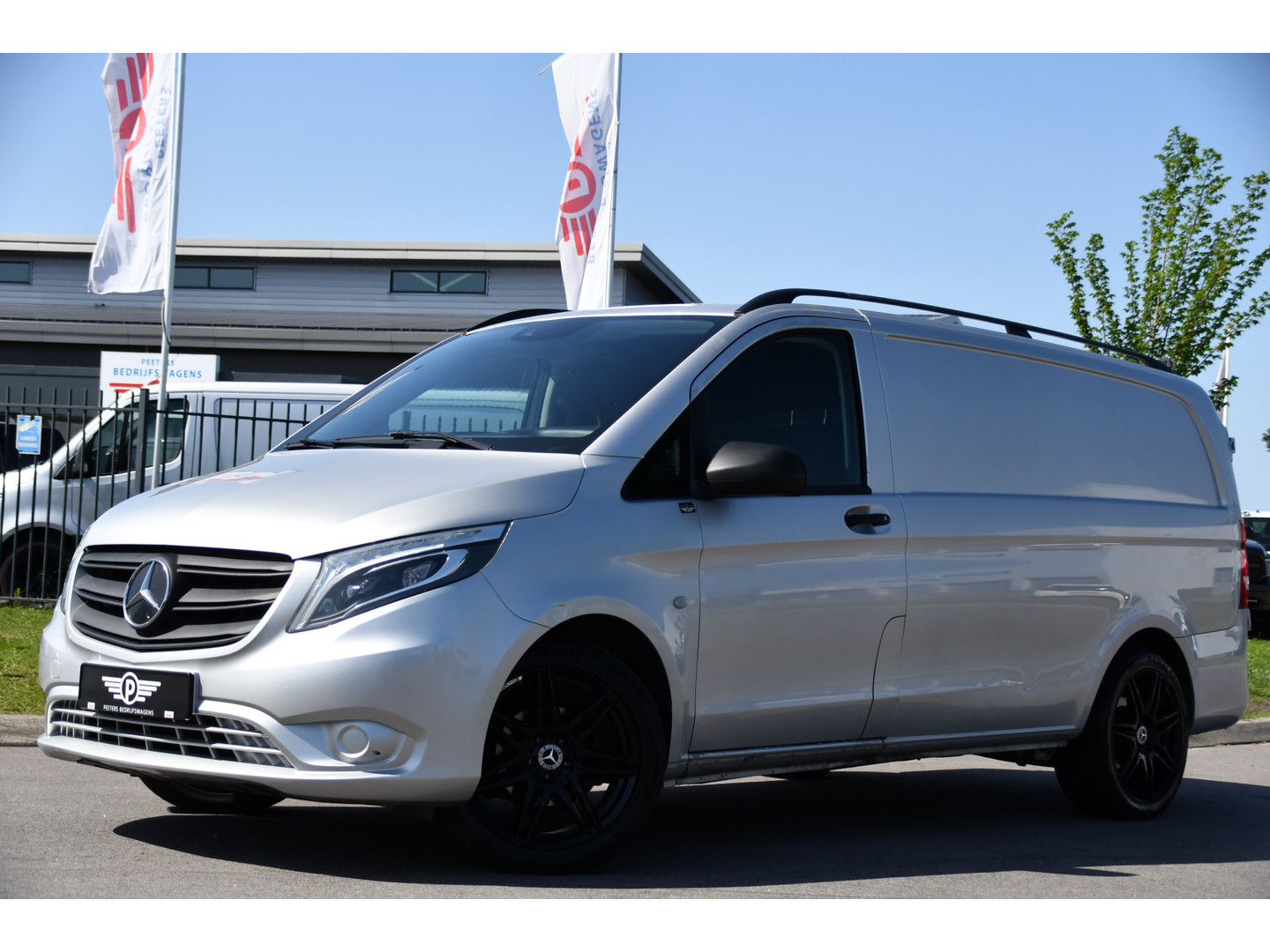 Mercedes-Benz Mercedes-Benz