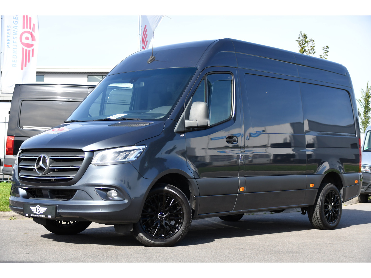 Mercedes-Benz Mercedes-Benz