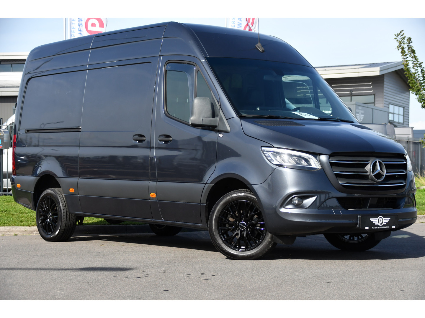 Mercedes-Benz Mercedes-Benz