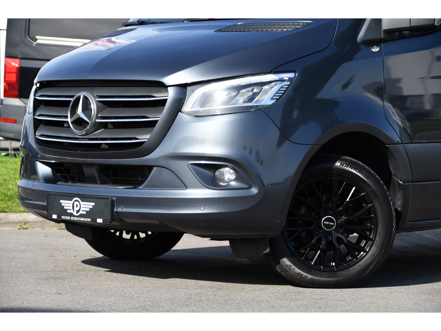 Mercedes-Benz Mercedes-Benz