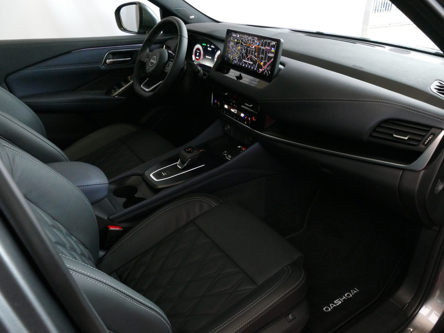 Nissan Nissan