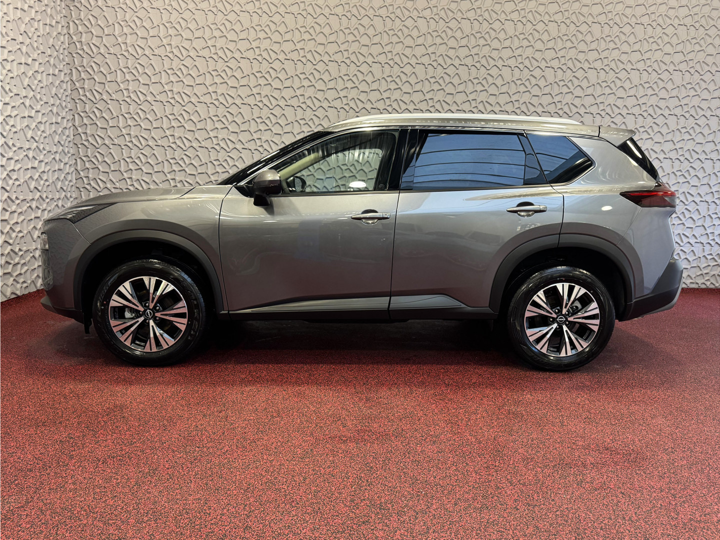 Nissan Nissan