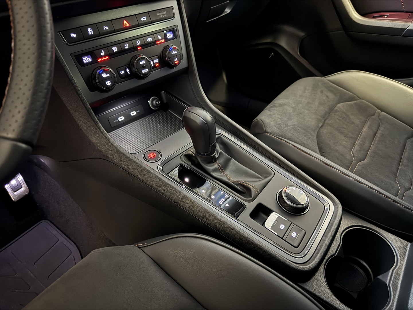 SEAT