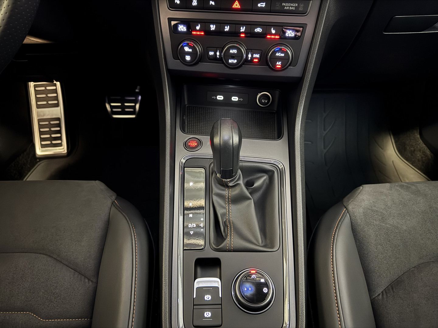 SEAT