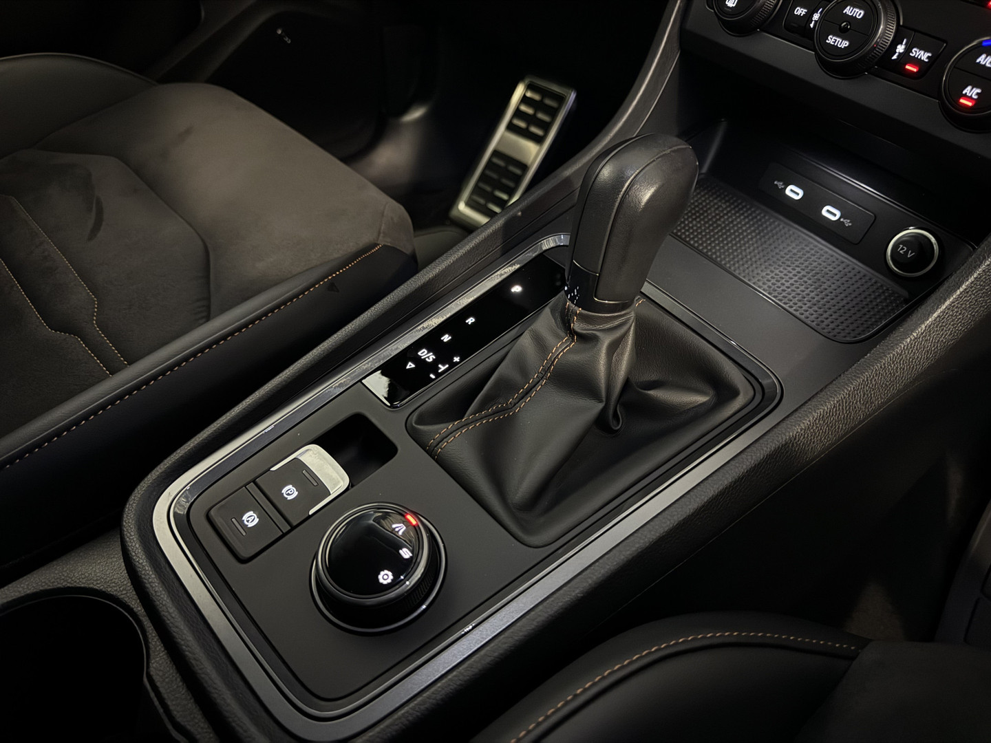 SEAT