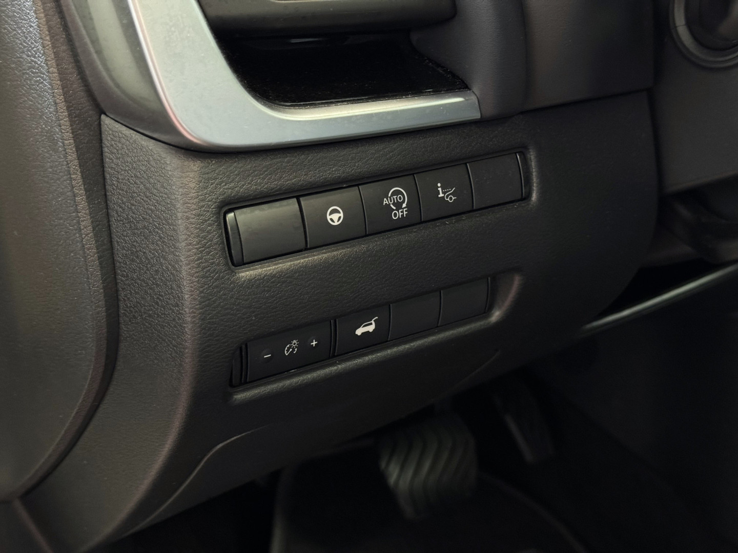 Nissan Nissan