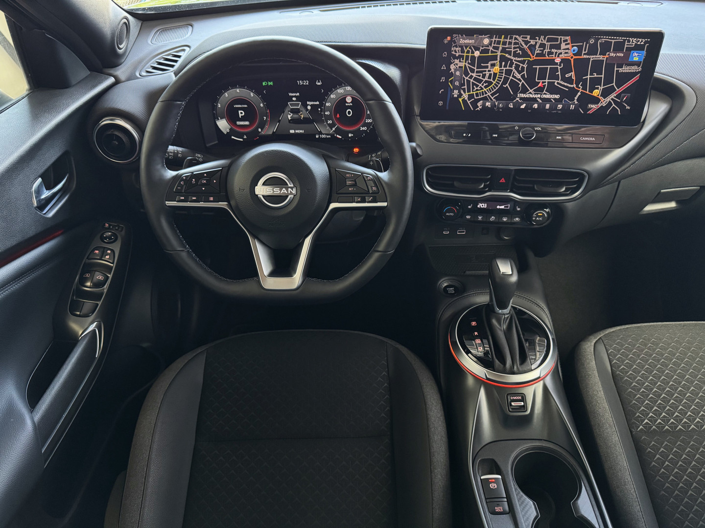 Nissan Nissan