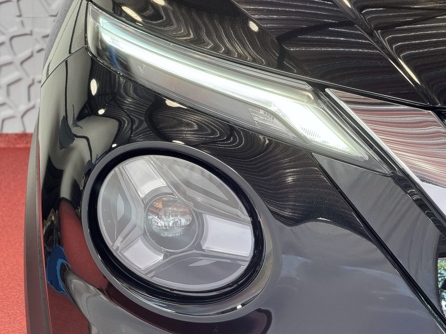 Nissan Nissan