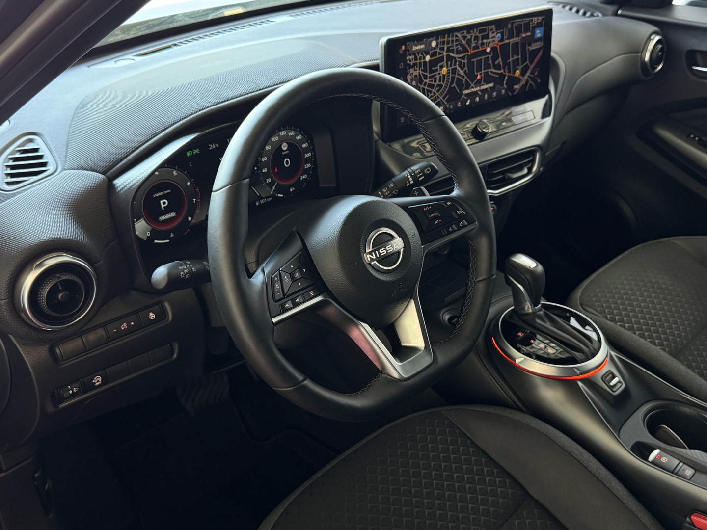 Nissan Nissan