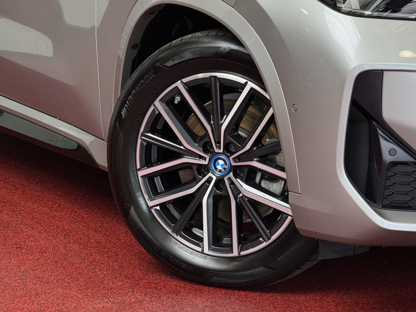 BMW BMW