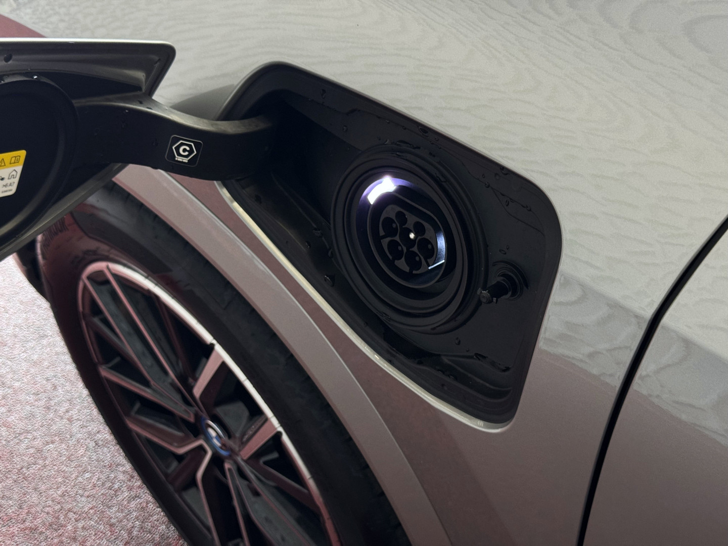 BMW BMW