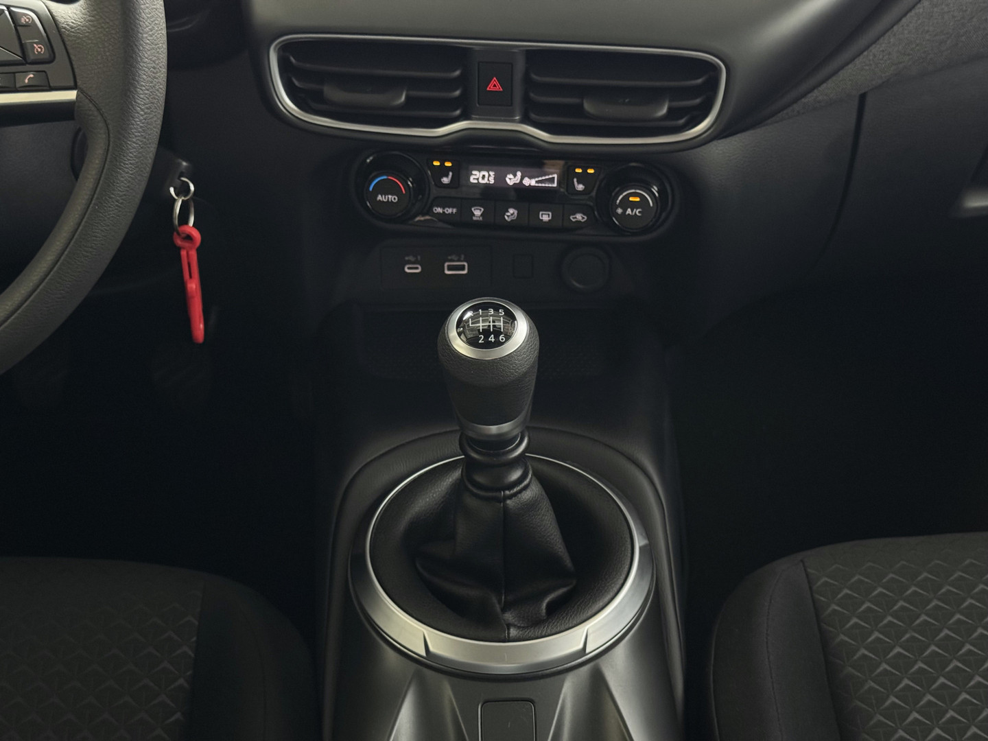 Nissan Nissan