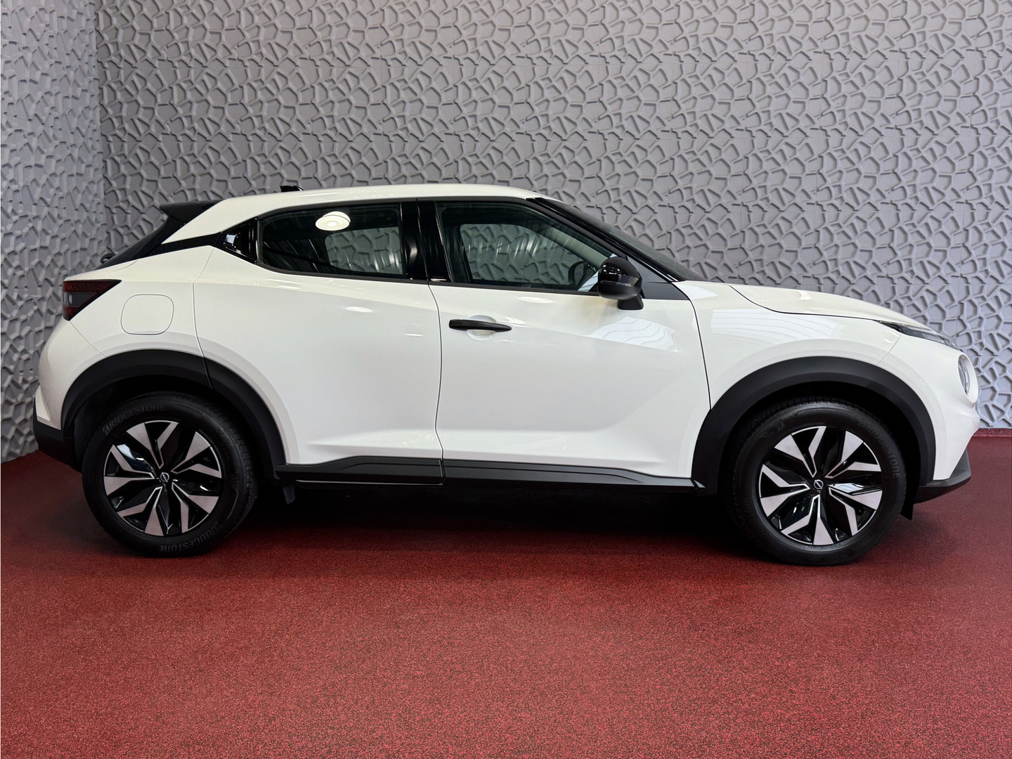 Nissan Nissan