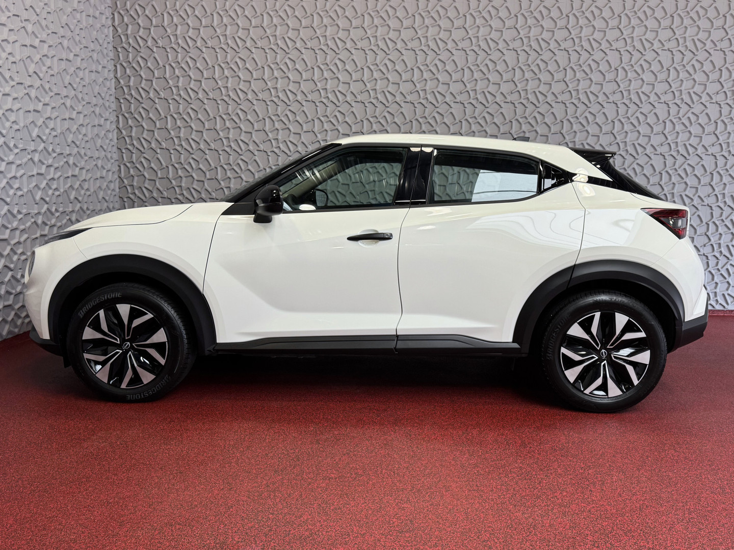 Nissan Nissan