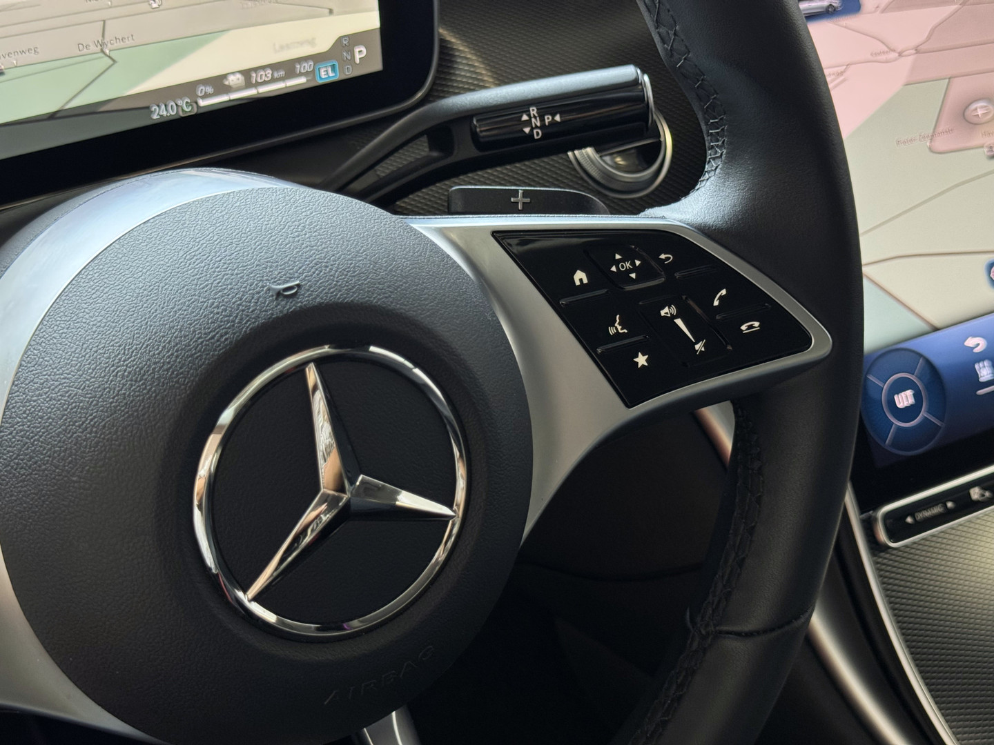 Mercedes-Benz Mercedes-Benz