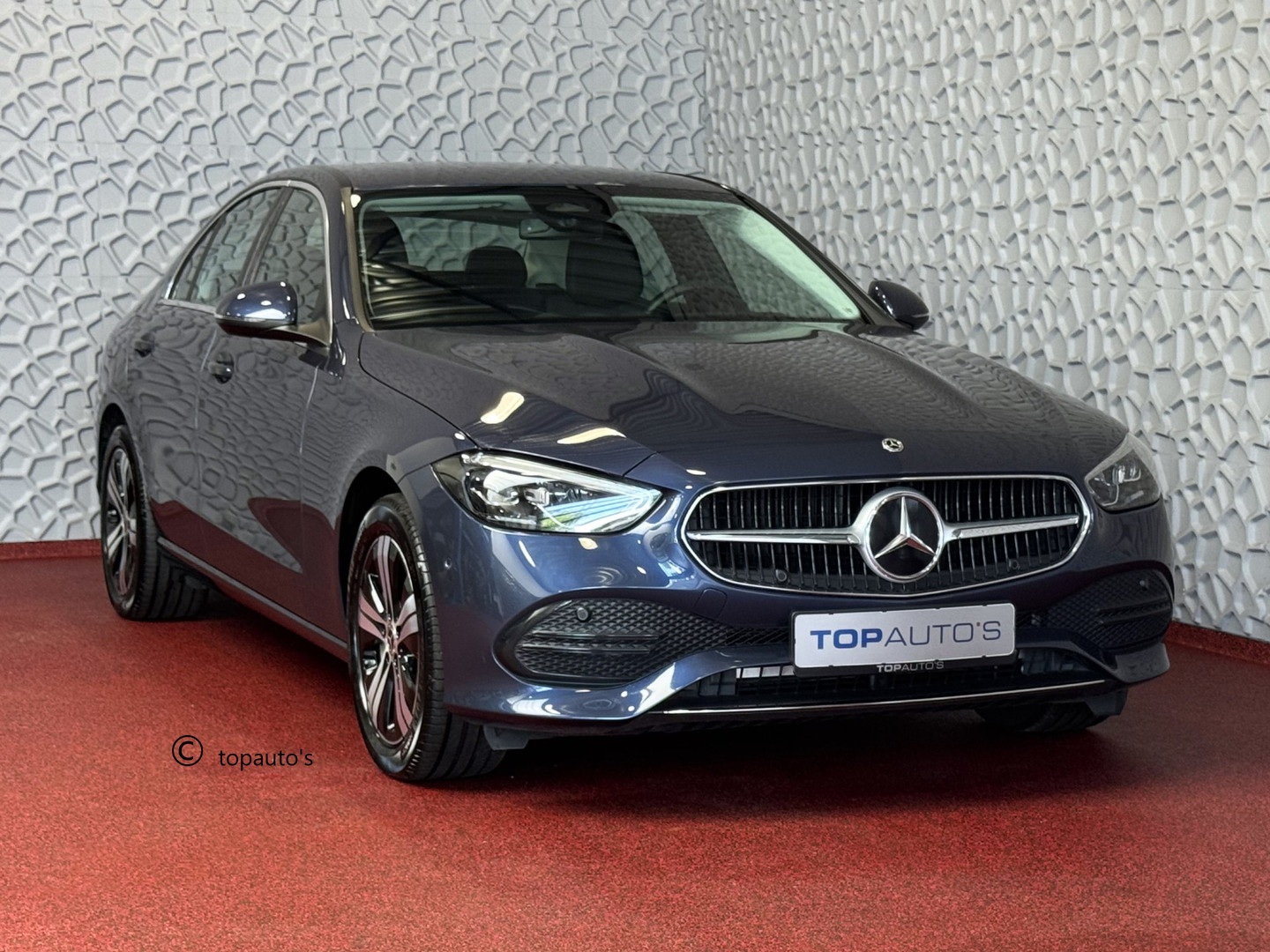 Mercedes-Benz Mercedes-Benz