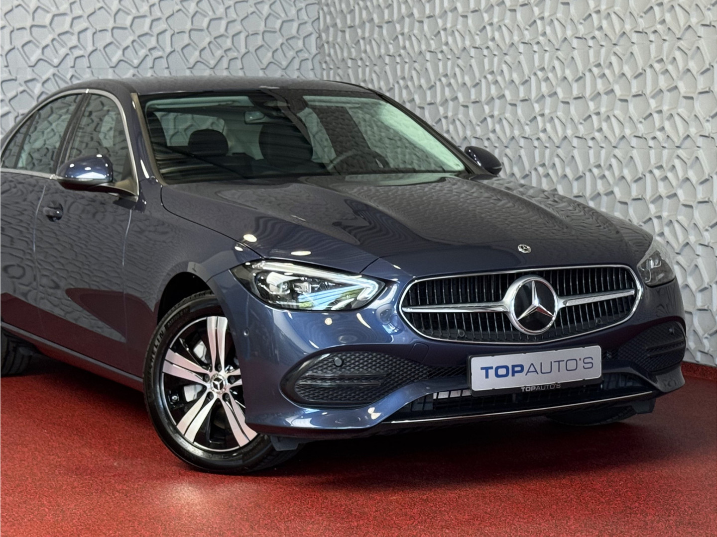 Mercedes-Benz Mercedes-Benz