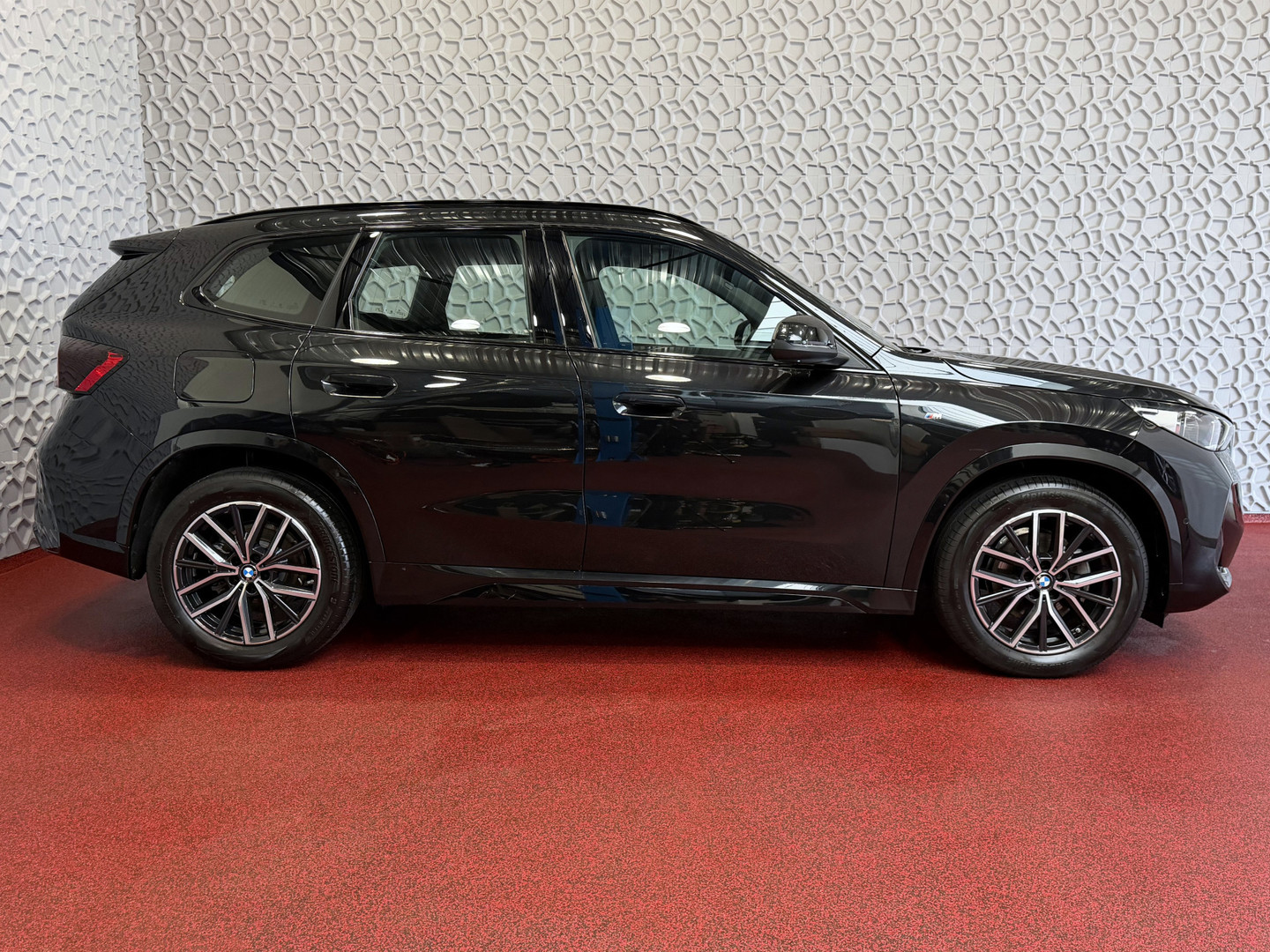BMW BMW