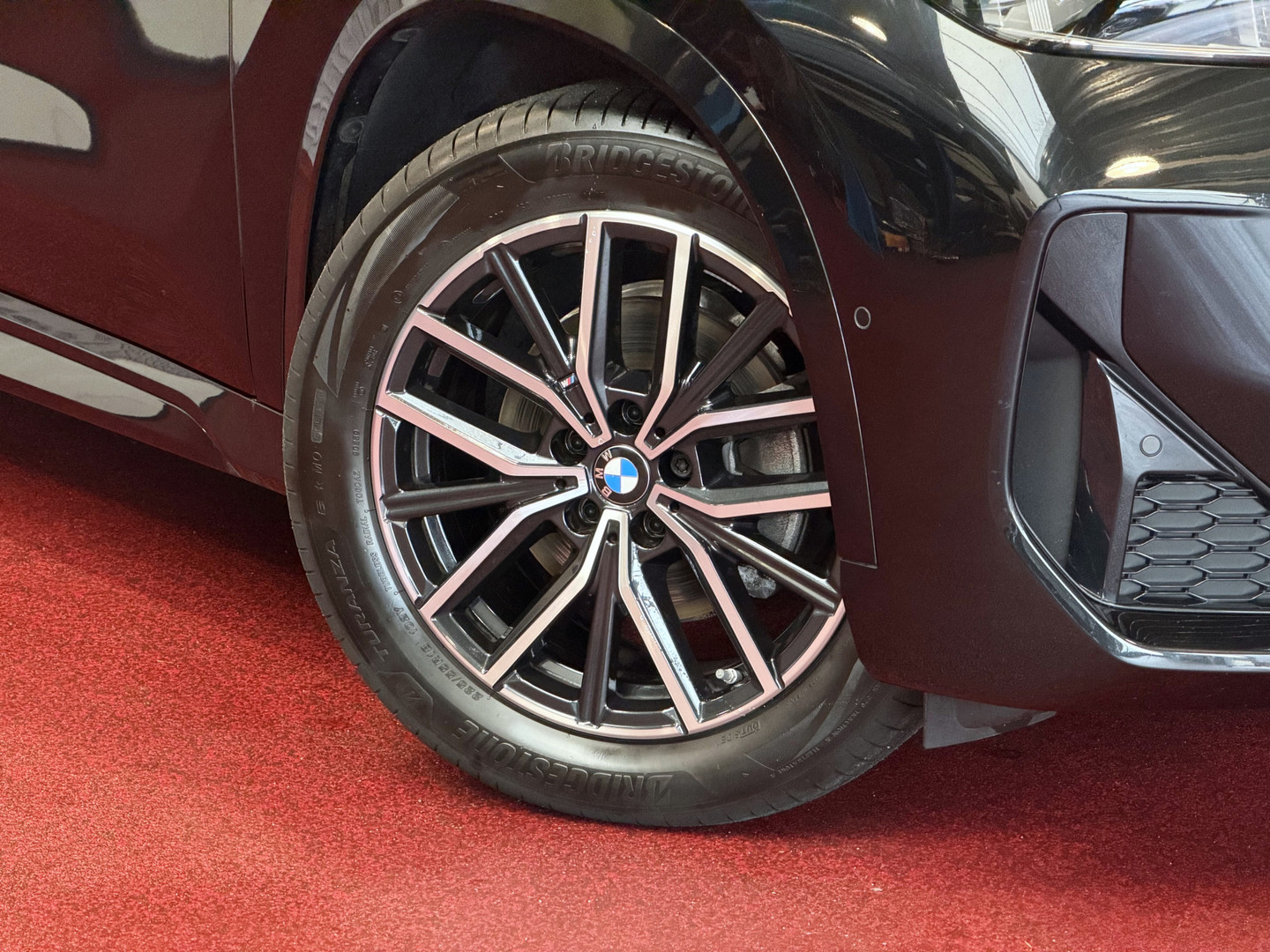 BMW BMW