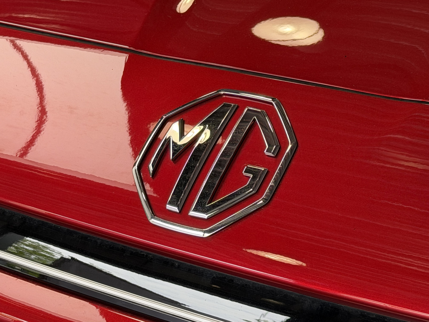 MG