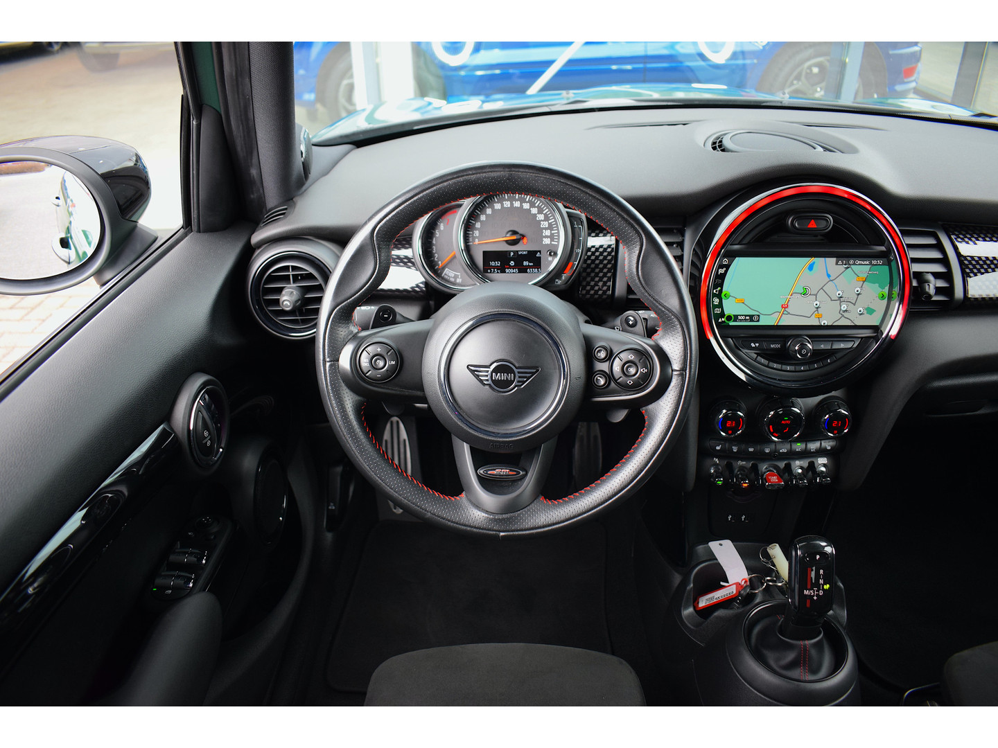 MINI MINI