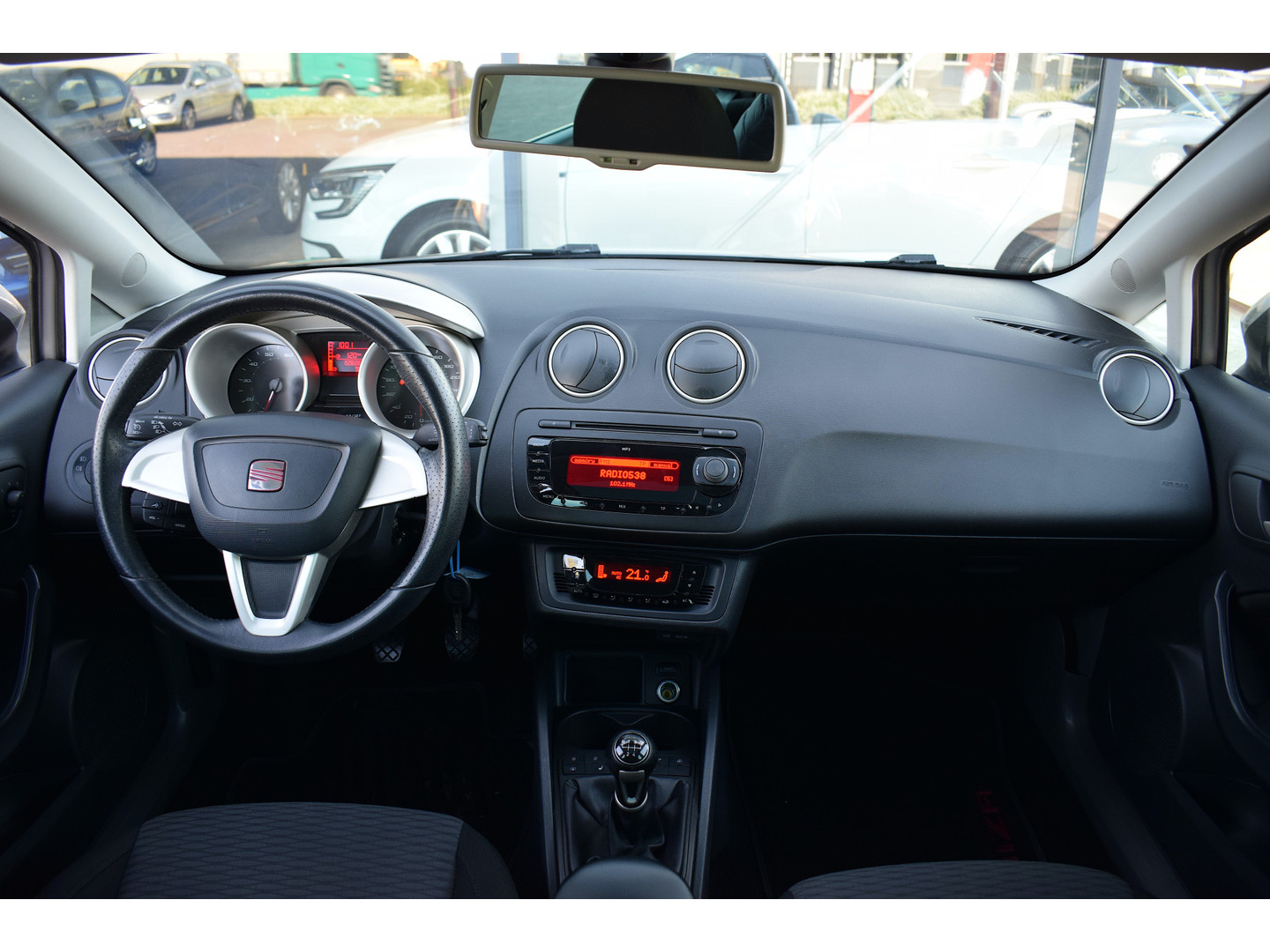 SEAT SEAT