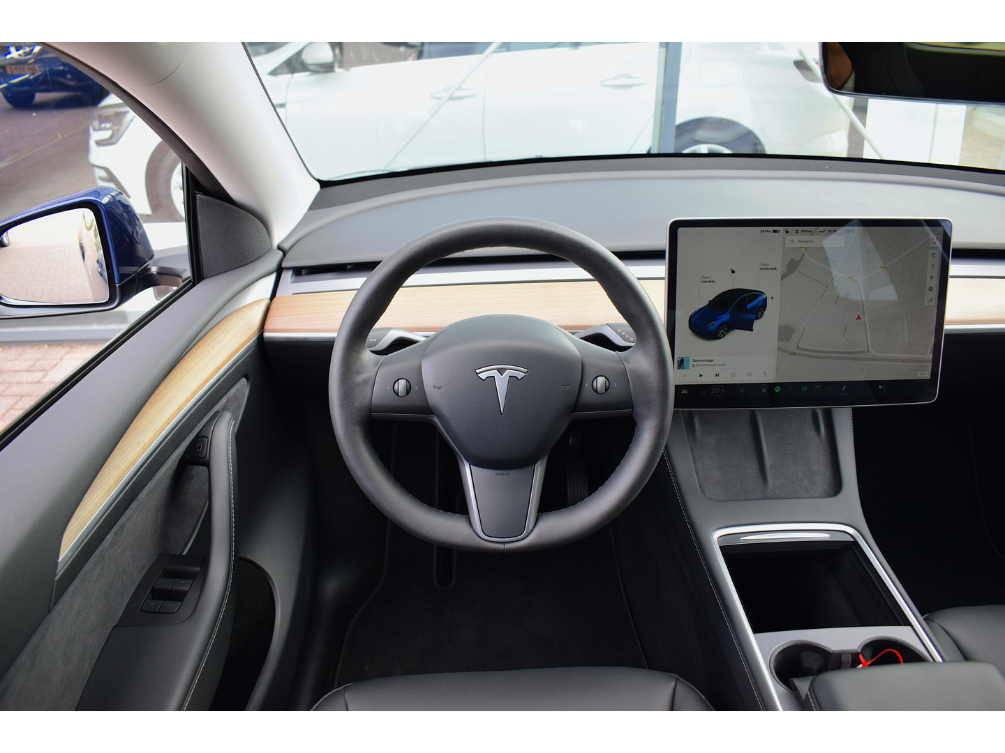 Tesla Tesla