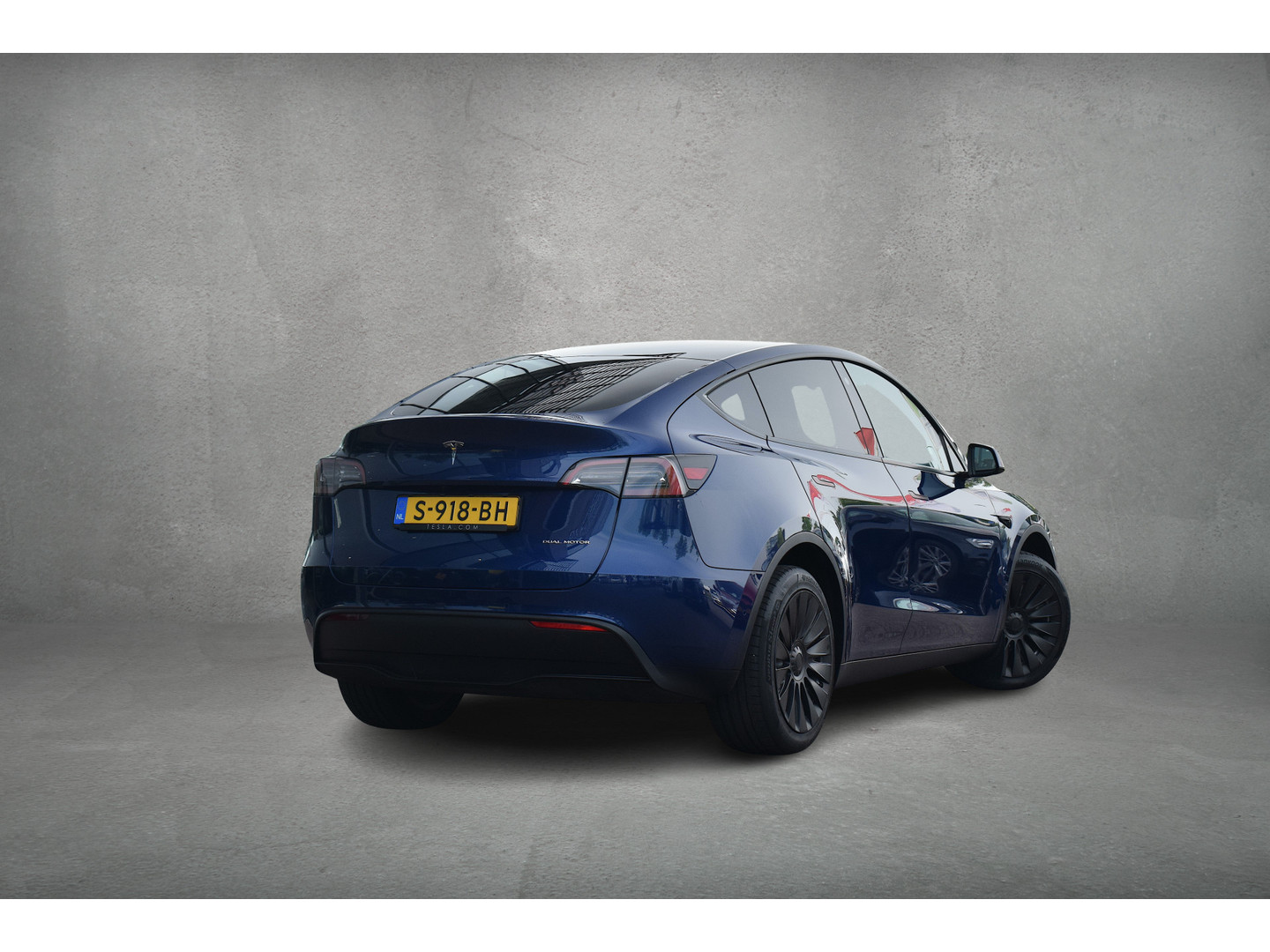 Tesla Tesla