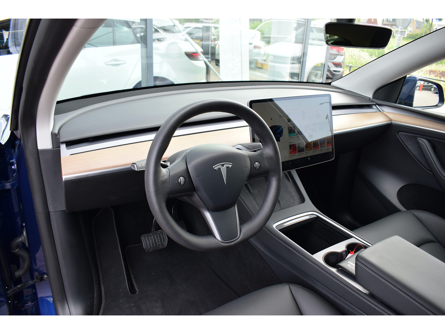 Tesla Tesla