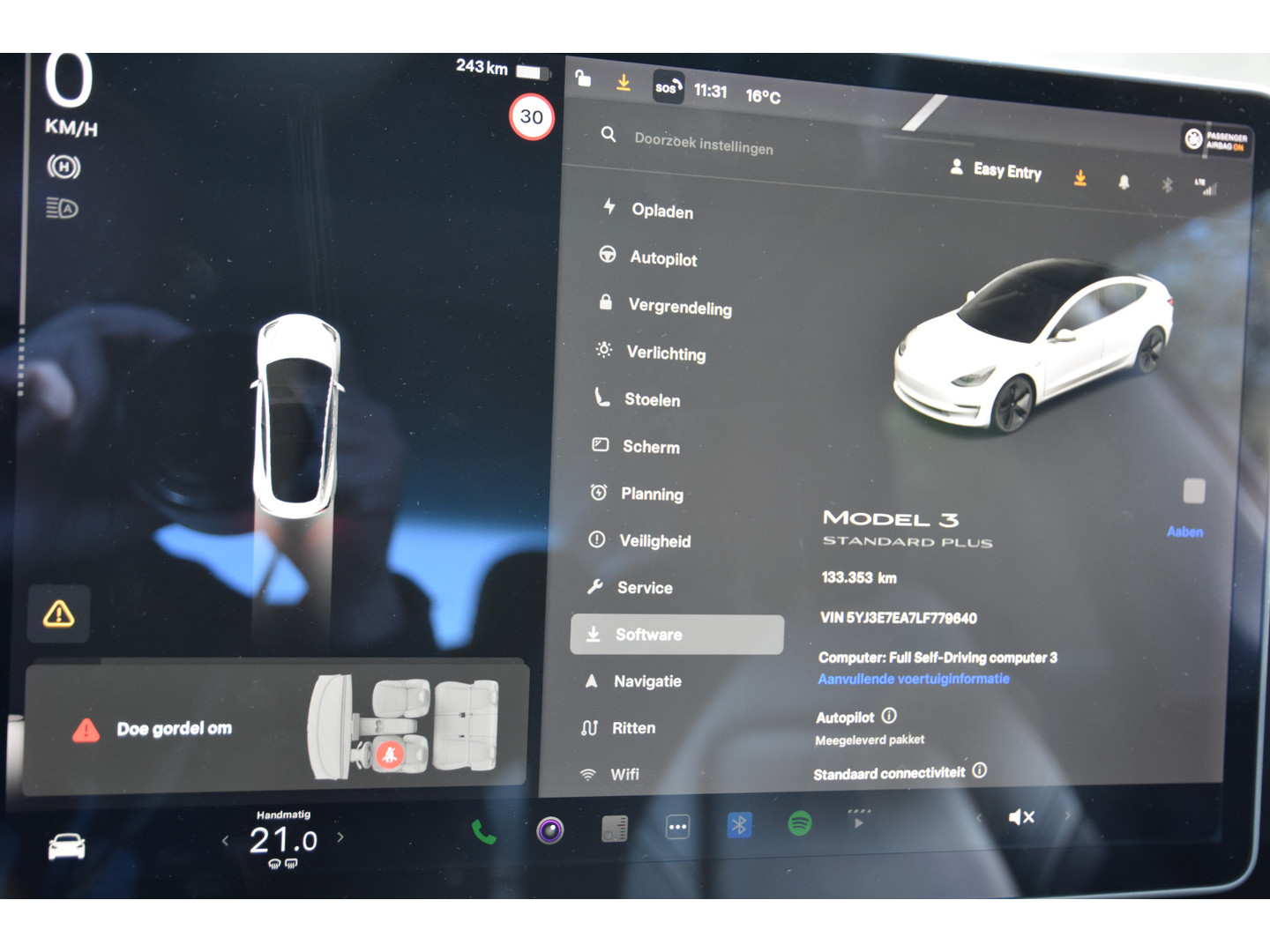 Tesla Tesla