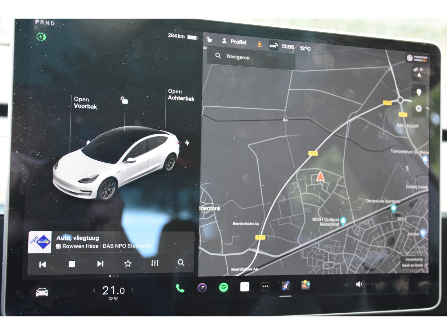 Tesla Tesla