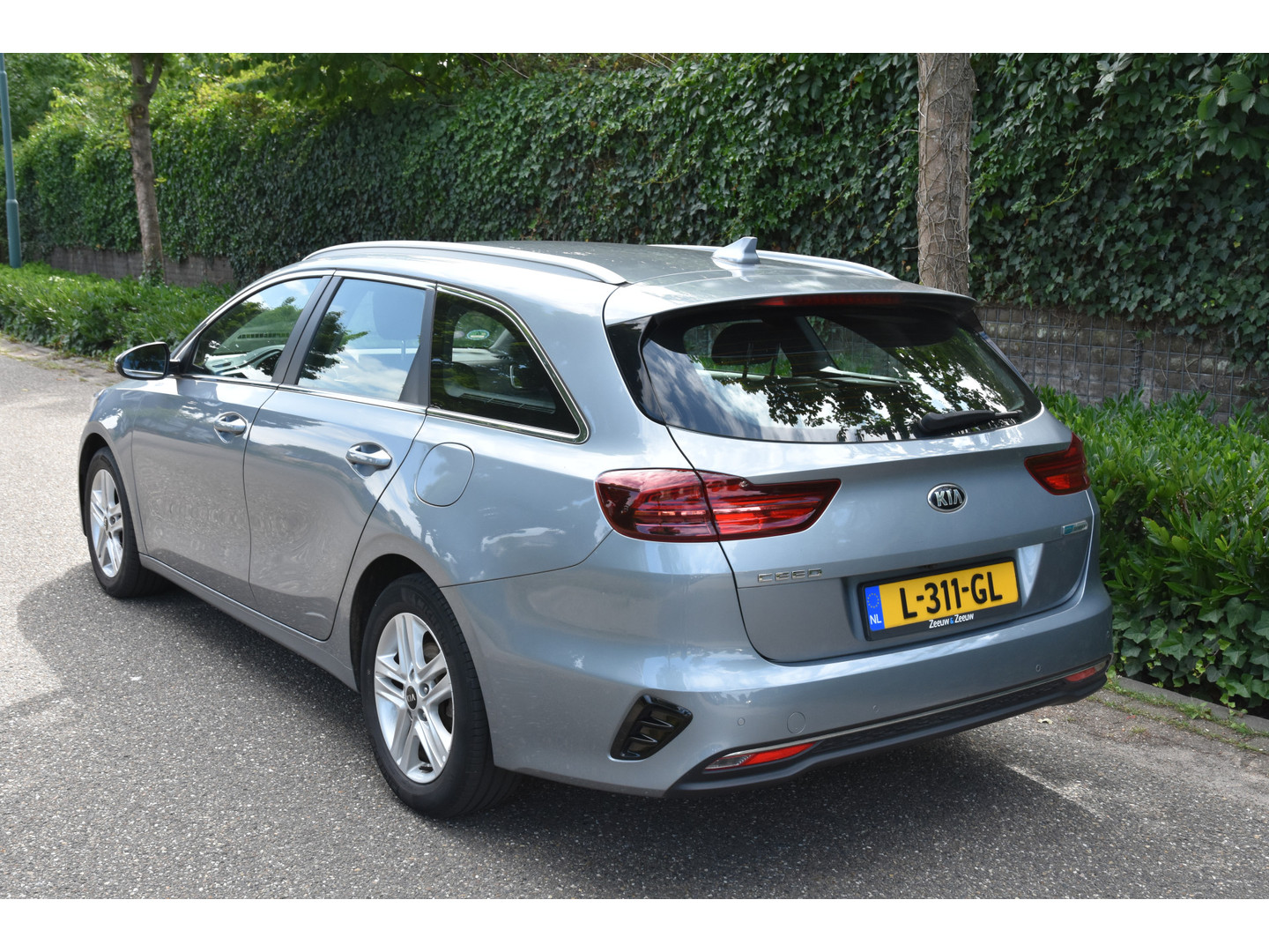Kia