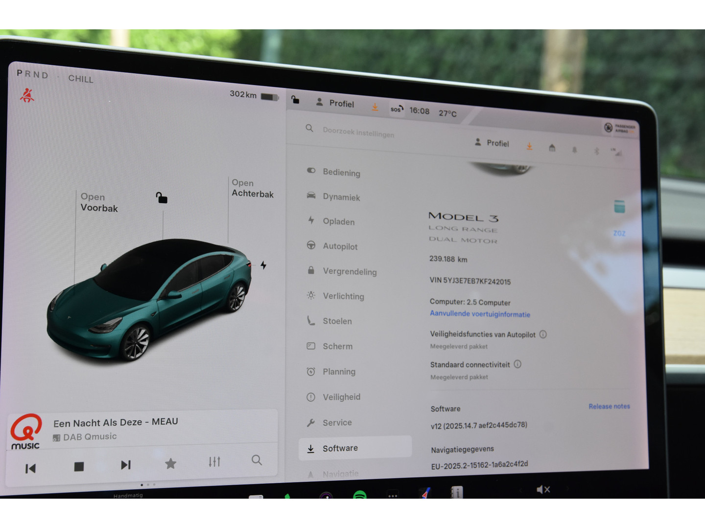Tesla Tesla